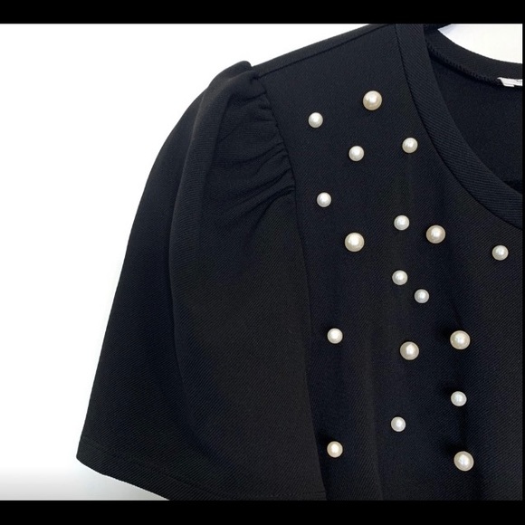 BCBG PEARLESCENT PUFF SLEEVE SHORT SLEEVE TOP - Picture 5 of 13